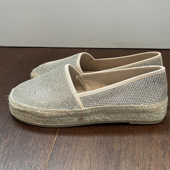 NWOT Qupid Women’s Rhinestone Flat Espadrilles Size 8.5 - Picture 3 of 7